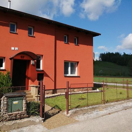 Ubytovani 67 Villa Kuncice nad Labem ภายนอก รูปภาพ